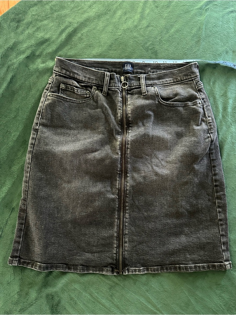 GAP TALL Washed Black Front-Zip Denim Pencil Skirt